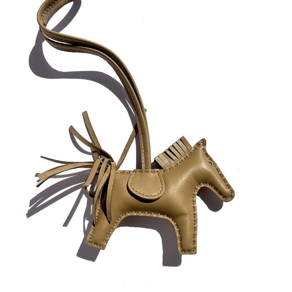 Hermes Rodeo Marfa Monochrome Milo Lambskin PM Bag Charm - Picture 3 of 8